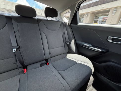 Used 2025 Kia K4 FWD image 37
