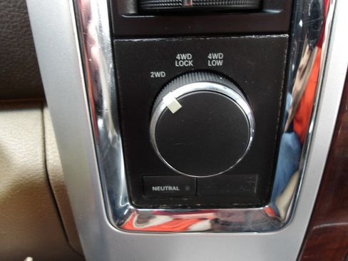 Used 2010 Dodge Ram 2500 Truck Laramie w/ Cold Weather Pkg image 16