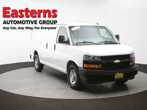 Used 2021 Chevrolet Express 2500 image 48
