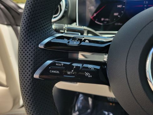 New 2026 Mercedes-Benz CLE 300 4MATIC Coupe image 16