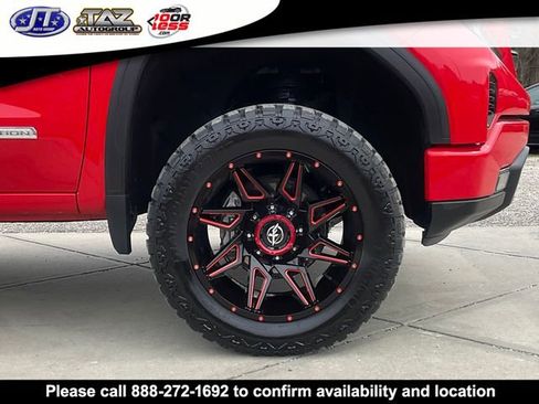 Used 2022 GMC Sierra 1500 Elevation w/ LPO, Elevation Black Package image 9