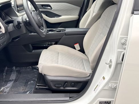 Used 2023 Nissan Rogue SV AWD/4WD image 11