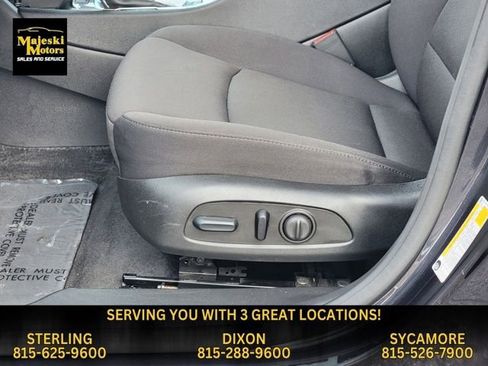 Used 2023 Chevrolet Malibu LT image 20