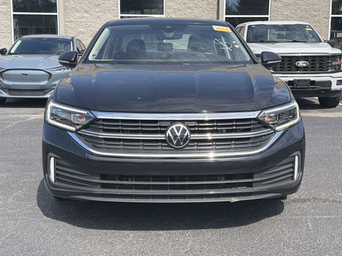 Used 2024 Volkswagen Jetta SEL FWD image 11