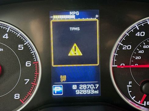 Used 2019 Subaru Ascent Premium AWD/4WD image 17