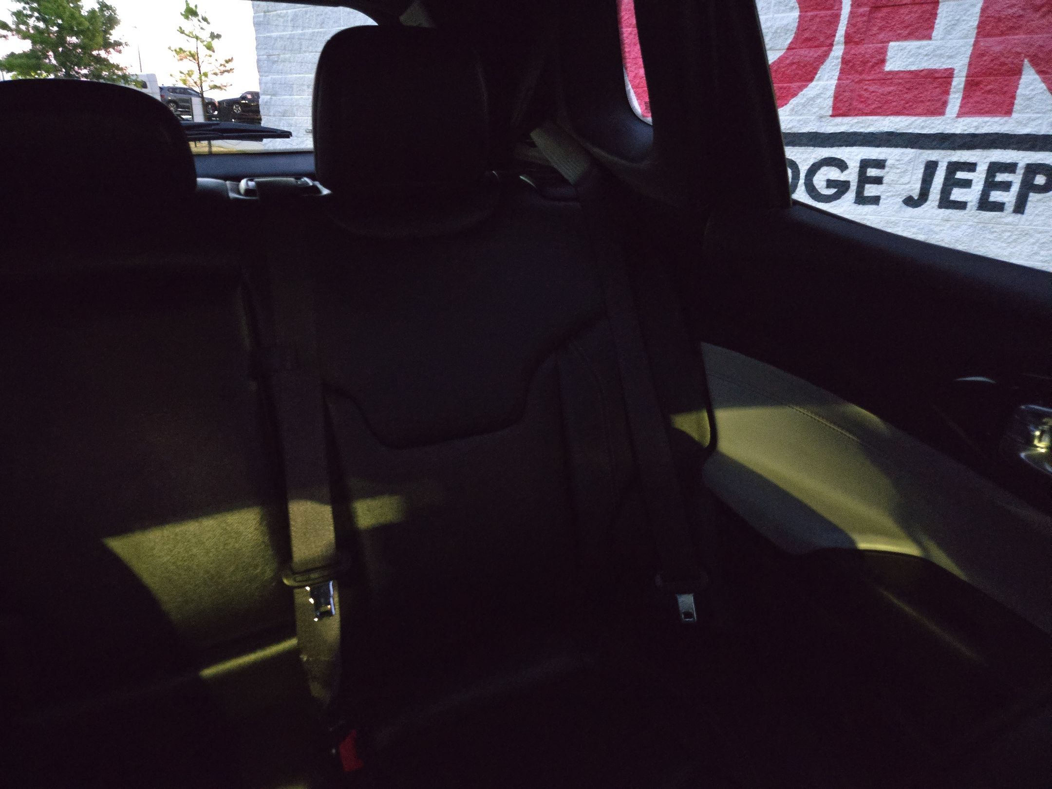 Used 2025 Jeep Compass Limited AWD/4WD image 14