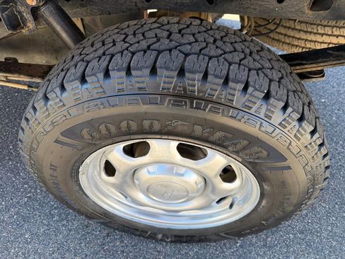 Used 2014 Ford F150 XL w/ Power Equipment Group AWD/4WD image 8