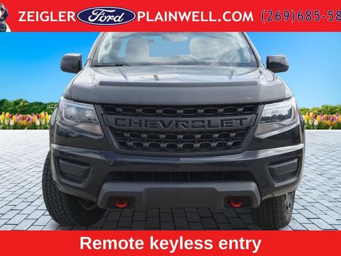Used 2018 Chevrolet Colorado LT AWD/4WD image 8