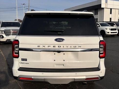 Used 2023 Ford Expedition Limited image 10