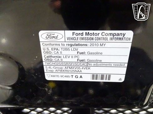 Used 2010 Ford Mustang Shelby GT500 image 2