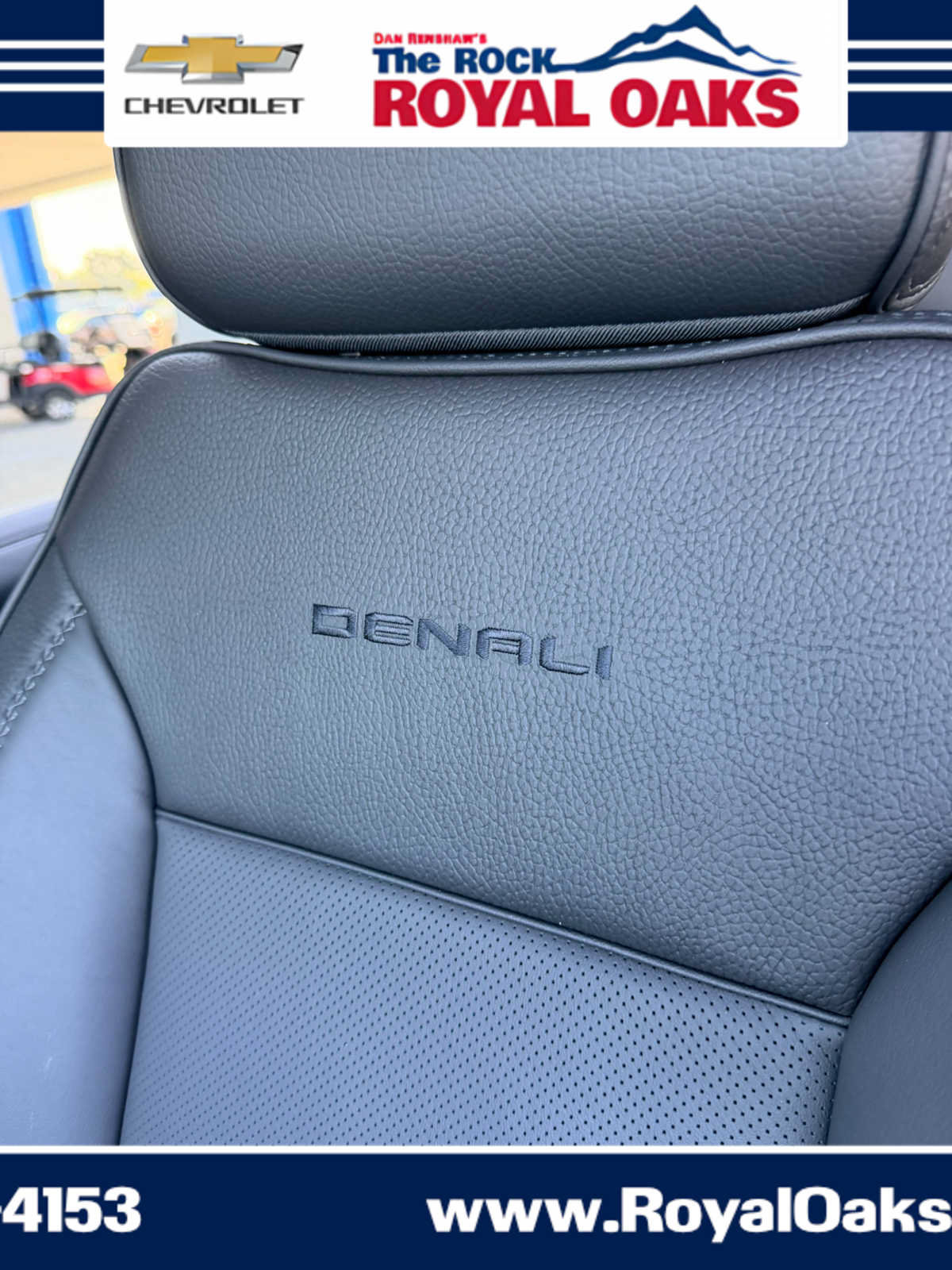 Used 2026 GMC Yukon Denali w/ Denali Reserve Package AWD/4WD image 44