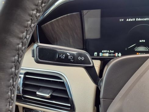 Used 2021 Lincoln Navigator Reserve RWD image 19