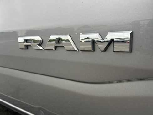 Used 2020 RAM 1500 Big Horn AWD/4WD image 25