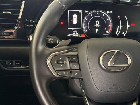 Certified 2025 Lexus NX 250 FWD w/ Towing Package (2000 Lbs) image 15
