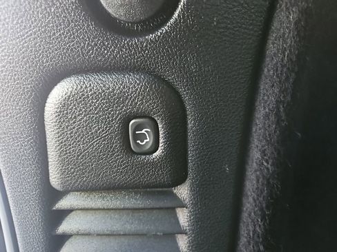 Used 2023 Dodge Durango GT image 30