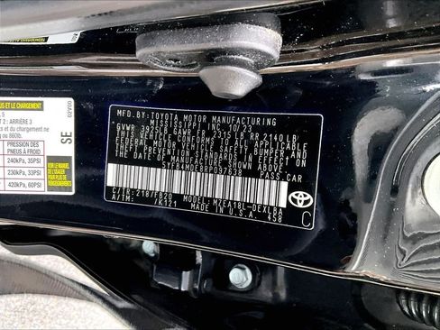 Used 2024 Toyota Corolla LE FWD image 36
