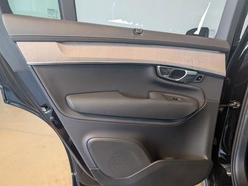 New 2026 Volvo XC90 B6 Ultra w/ Protection Package AWD/4WD image 23