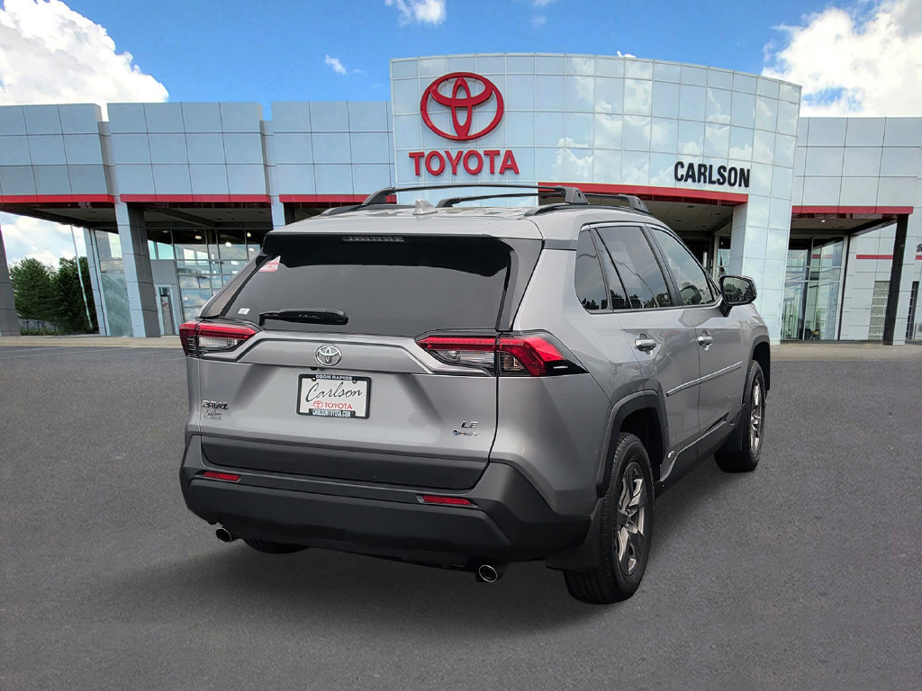 Certified 2025 Toyota RAV4 LE AWD/4WD image 4
