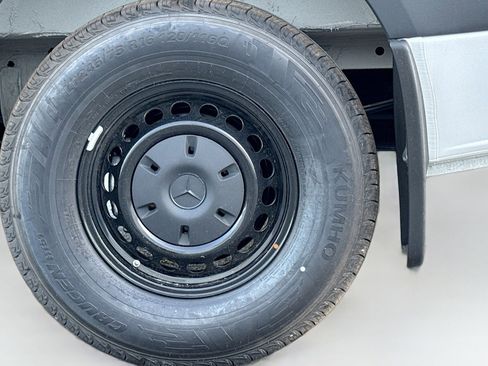 New 2025 Mercedes-Benz Sprinter 2500 image 26