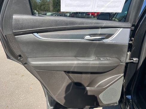 Used 2023 Cadillac XT5 Sportv AWD/4WD image 17