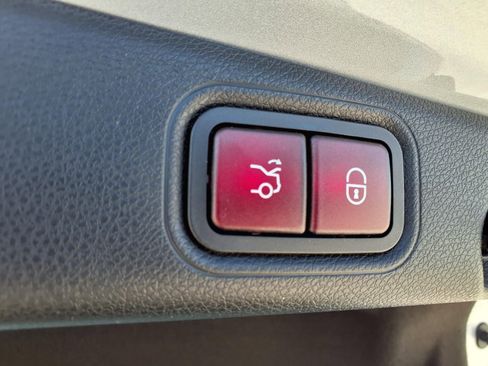 Used 2021 Mercedes-Benz E 350 4MATIC Sedan image 27