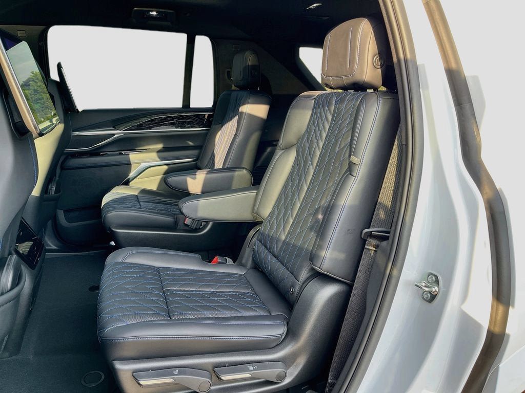 New 2026 Cadillac Escalade IQL Luxury AWD/4WD image 29
