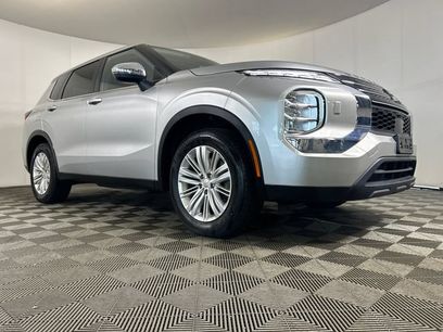 Used 2022 Mitsubishi Outlander ES