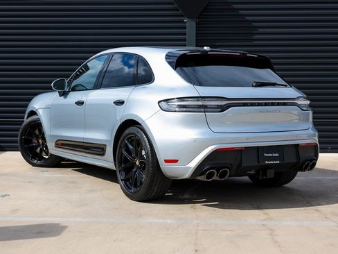 New 2026 Porsche Macan GTS image 3
