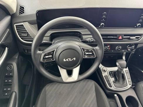 Certified 2026 Kia Seltos LX AWD/4WD image 25