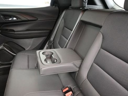 Used 2022 Chevrolet TrailBlazer RS FWD image 30