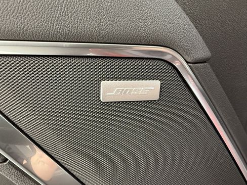 Used 2025 GMC Sierra 3500 SLT w/ SLT Premium Package image 18