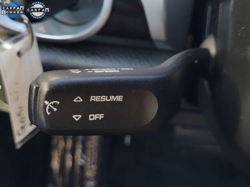 Used 2012 Porsche Cayenne image 17