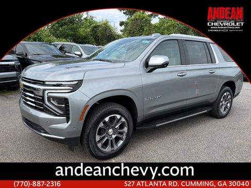 New 2026 Chevrolet Suburban LT w/ Comfort Package RWD image 1