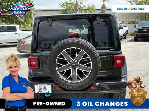 Used 2024 Jeep Wrangler High Altitude AWD/4WD image 5