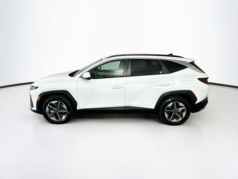 Used 2025 Hyundai Tucson SEL FWD image 4