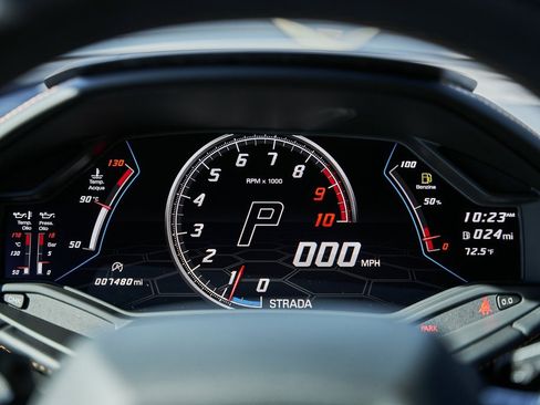 Used 2020 Lamborghini Huracan EVO image 52