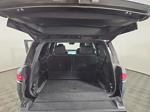 Used 2023 Rivian R1S Adventure image 35