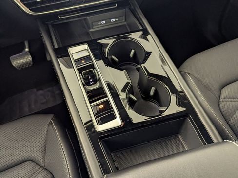 Used 2024 Volkswagen Atlas SE image 9