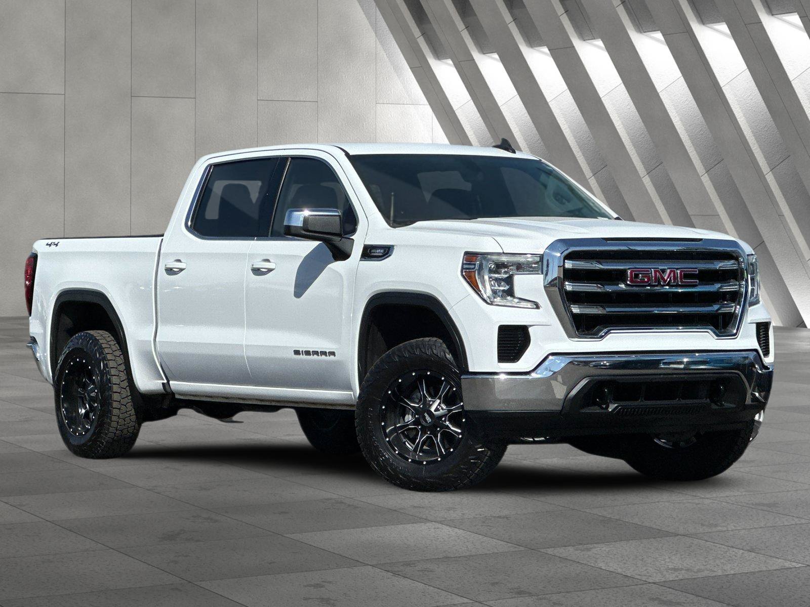 Used 2020 GMC Sierra 1500 SLE w/ SLE Convenience Package AWD/4WD image 1