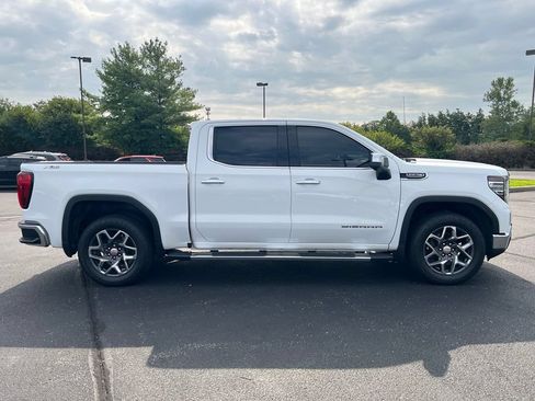 Used 2024 GMC Sierra 1500 SLT w/ SLT Premium Plus Package AWD/4WD image 5
