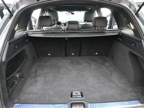 Used 2021 Mercedes-Benz GLC 300 4MATIC image 27