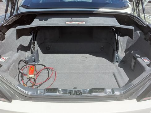 Used 2013 Ferrari California RWD image 39
