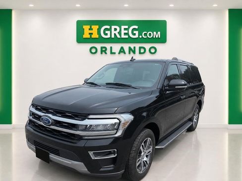Used 2022 Ford Expedition Limited RWD image 4