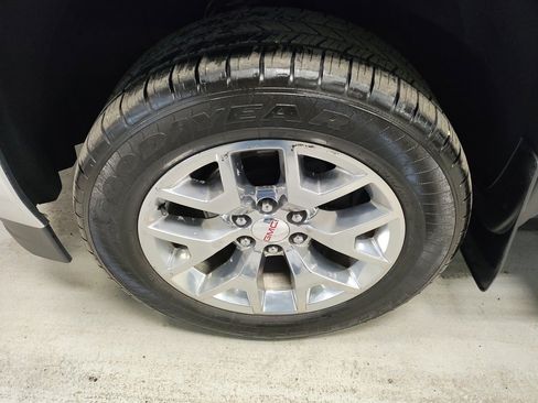 Used 2016 GMC Sierra 1500 SLT w/ SLT Premium Package image 17