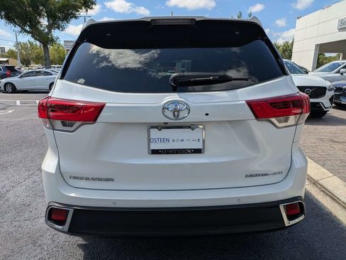 Used 2019 Toyota Highlander Limited AWD/4WD image 5