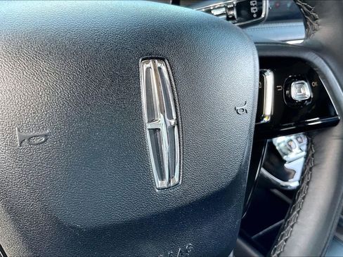 Used 2025 Lincoln Corsair Grand Touring w/ Equipment Group 301A AWD/4WD image 7