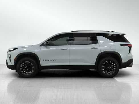 Used 2026 Chevrolet Traverse Z71 w/ Driver Confidence Package AWD/4WD image 3
