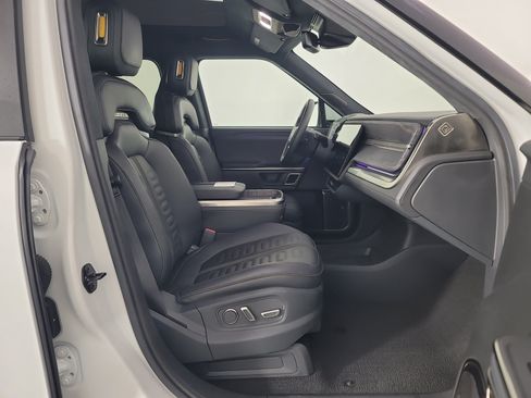 Used 2023 Rivian R1T Adventure Quad AWD/4WD image 23