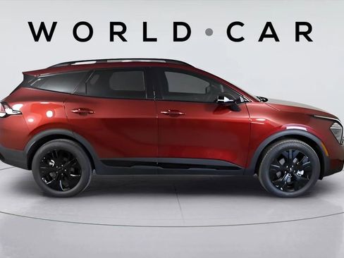 Certified 2025 Kia Sportage X-Line AWD/4WD image 6