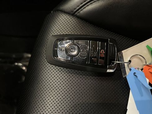 Used 2023 Lincoln Corsair AWD w/ Equipment Group 101A image 28